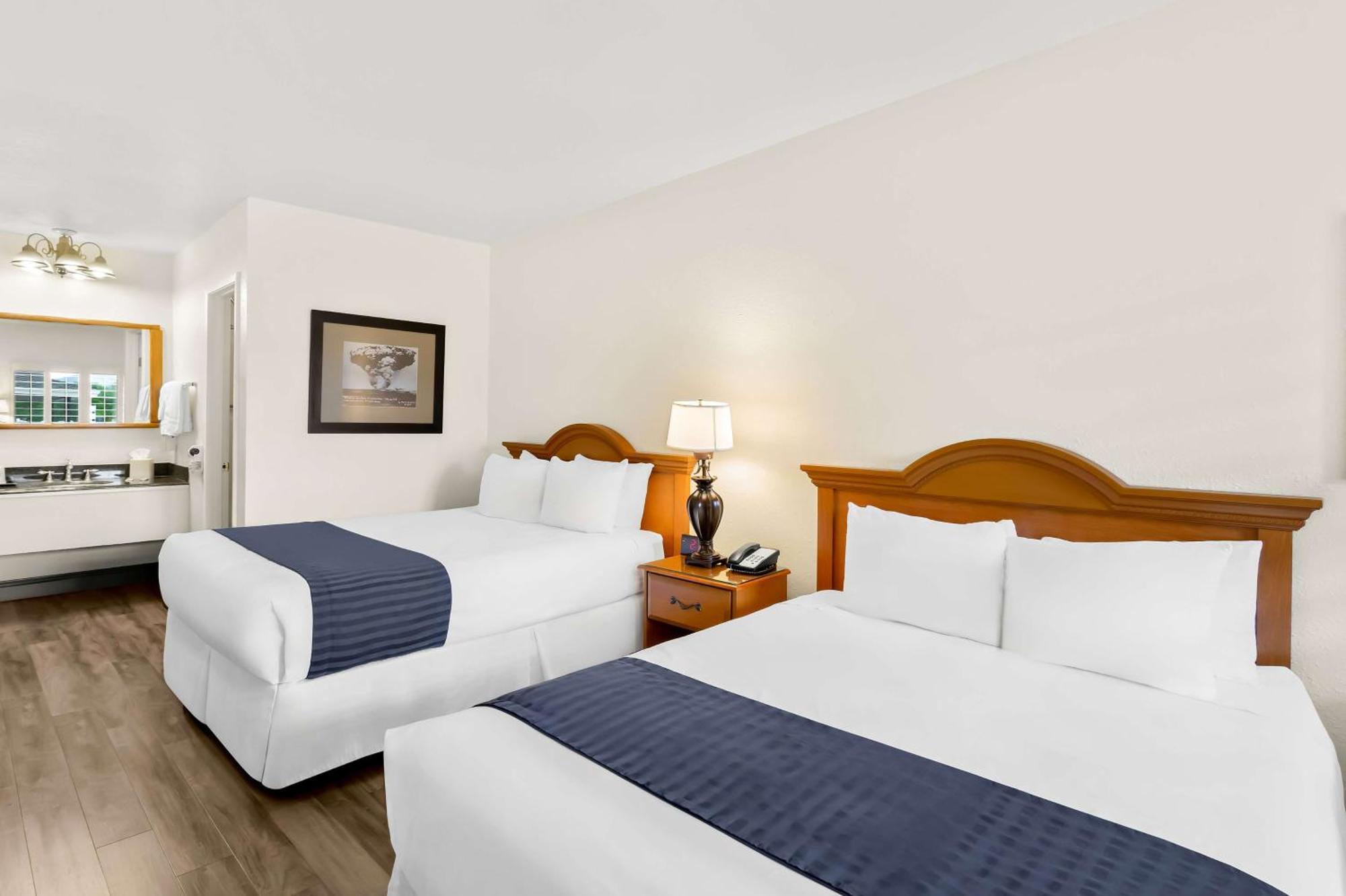 Surestay Plus Hotel By Best Western Сюзънвил Екстериор снимка