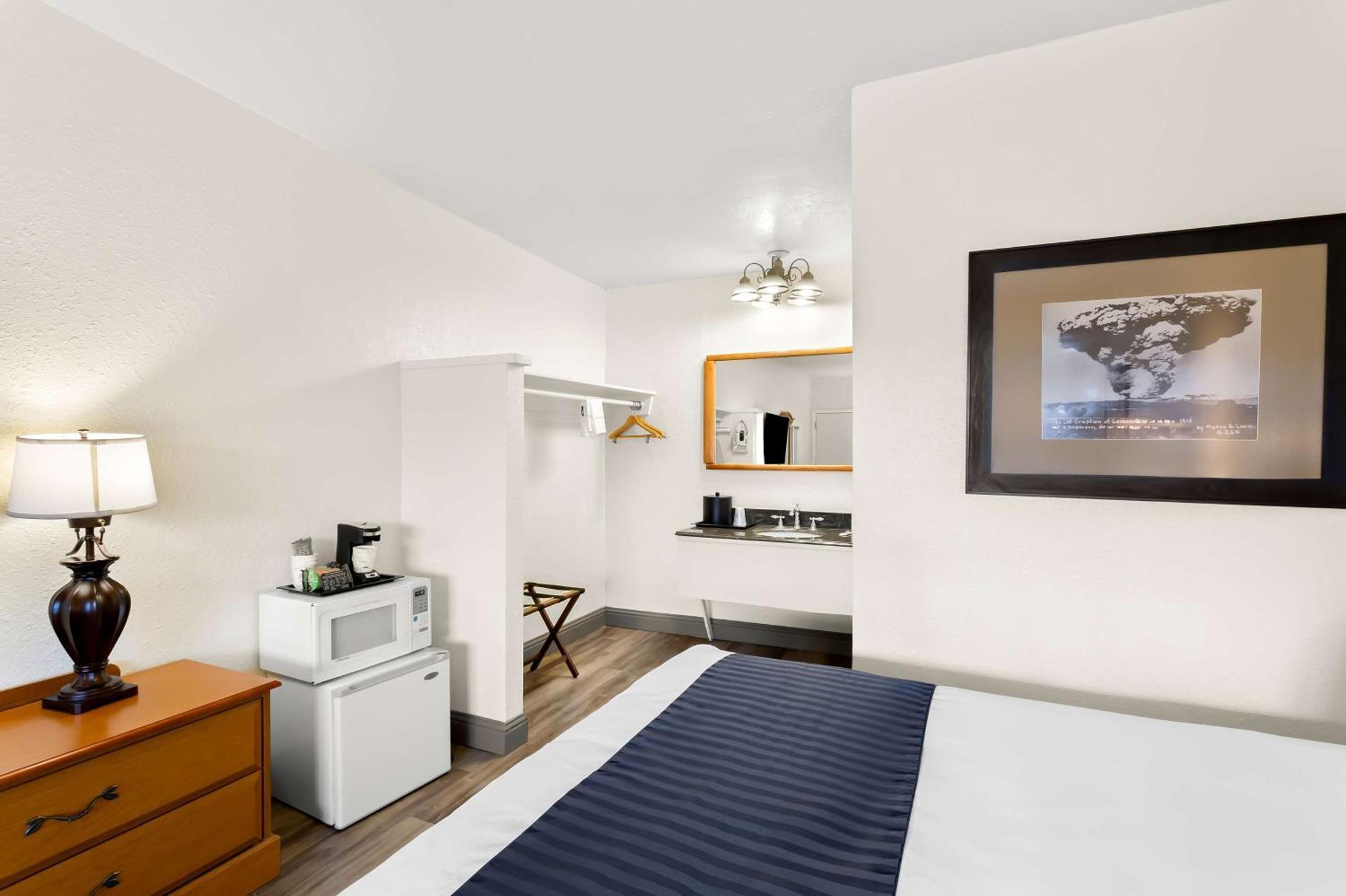 Surestay Plus Hotel By Best Western Сюзънвил Екстериор снимка